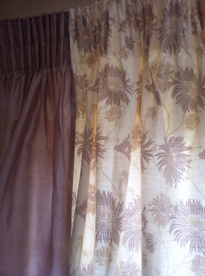 Laura Ashley Curtains Amethyst Kimono Silk In De4 Wirksworth For 75 00 For Sale Shpock Laura ashley kimono cranberry natural pinch pleat curtains,48wx54d,linen,heavy. shpock