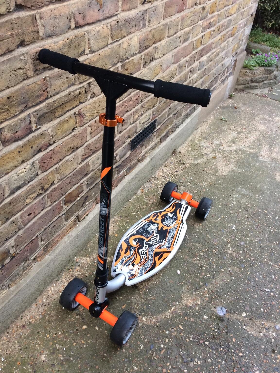 Oxelo Stun Street scooter in SE7 London 