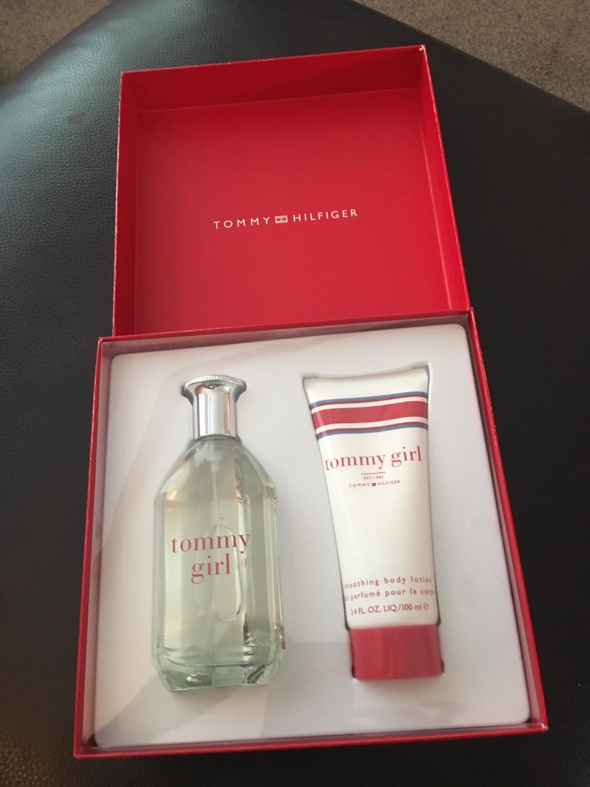 tommy girl gift set