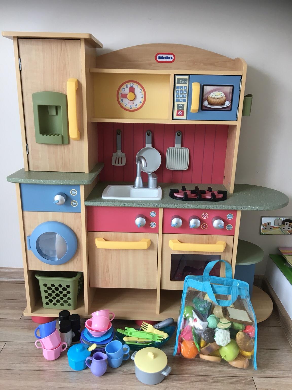 Little Tikes Wooden Kitchen In Ss15 Basildon For 65 00 For Sale Shpock