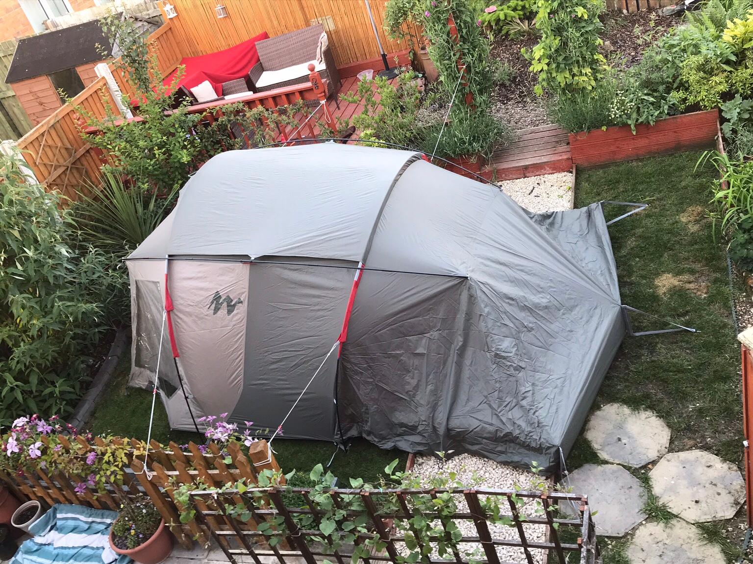 Quechua tent T4 XL in S40 Chesterfield 