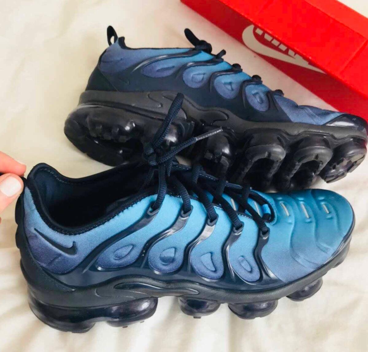 how to tell fake vapormax plus