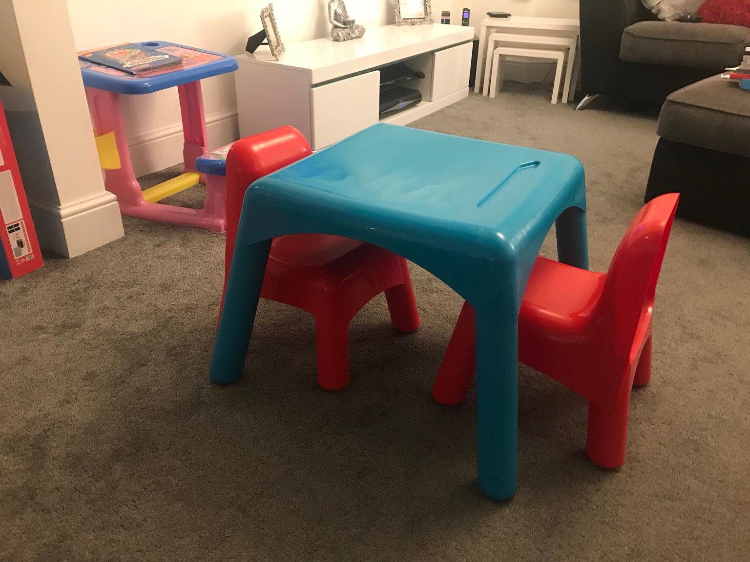 elc childrens table and chairs