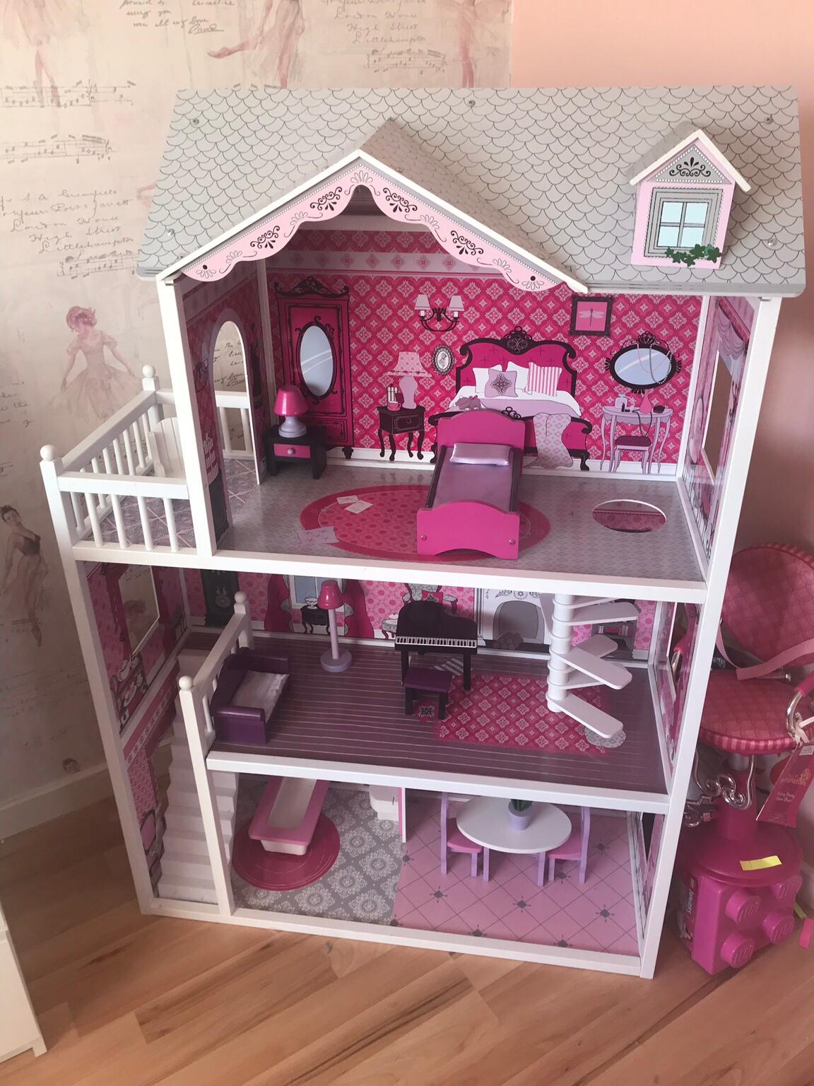 isabelle dolls house furniture