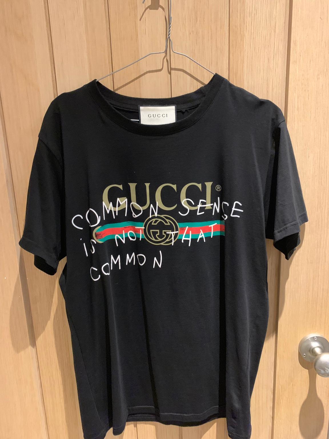 gucci scribble t shirt