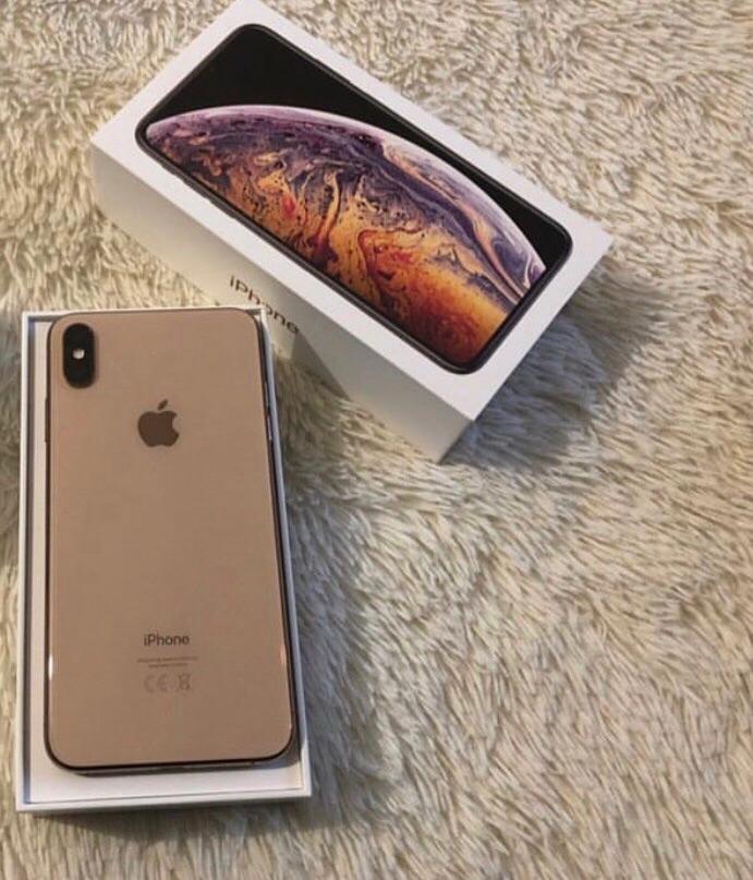 Iphone Xsmax 256gb In Cr4 Merton For 1 000 00 For Sale Shpock