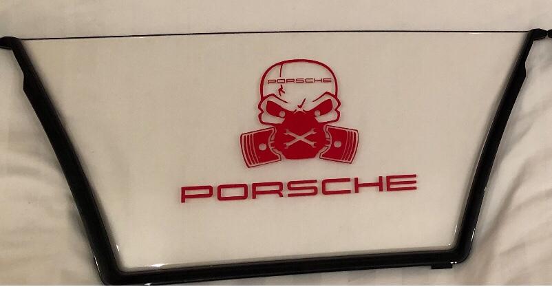 Porsche Boxster 987 wind deflector & decal in LE11