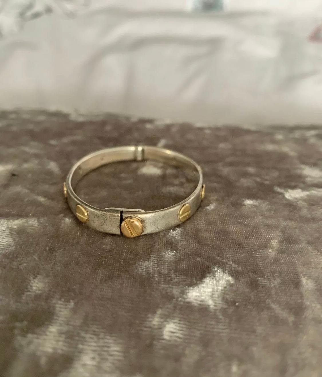 Baby cartier style screw bangle in SE2 