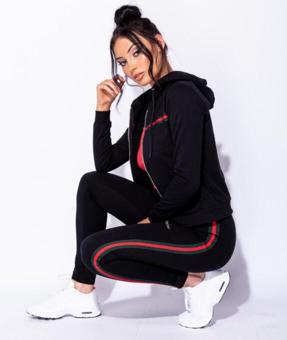Summer tracksuit - brand new in DY9 Dudley for £18.00 for sale | Shpock