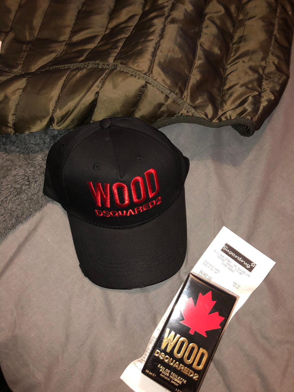 wood dsquared hat