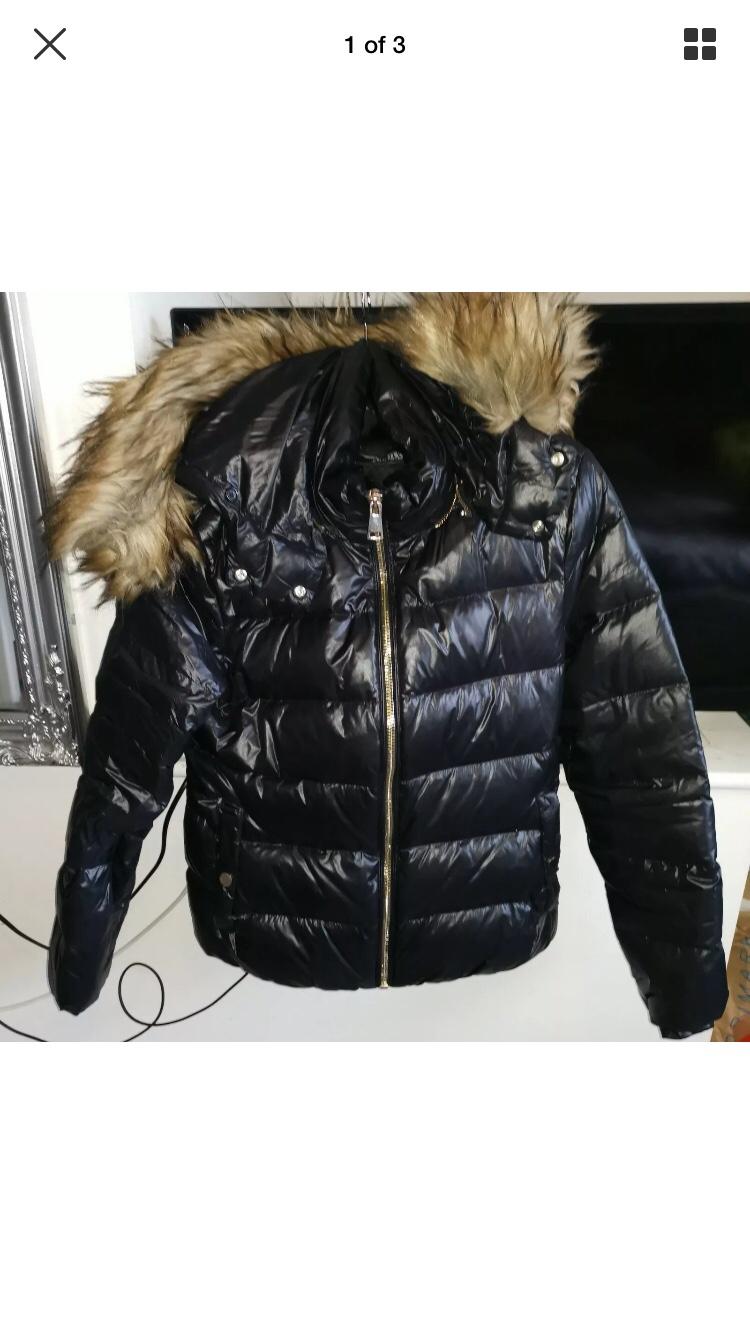 shiny black coat with fur hood zara