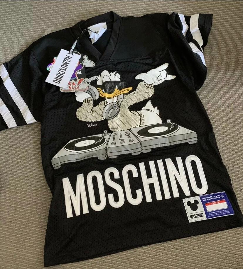 moschino donald duck t shirt