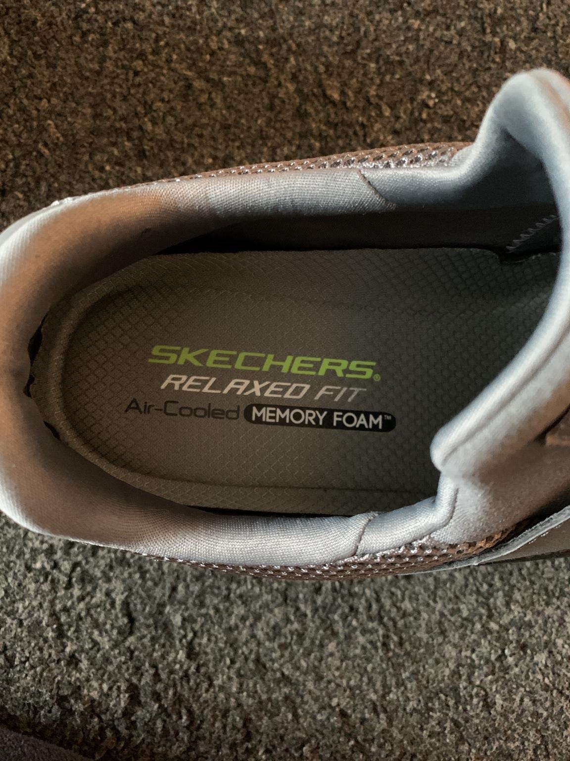 relaxed fit air cooled memory foam skechers