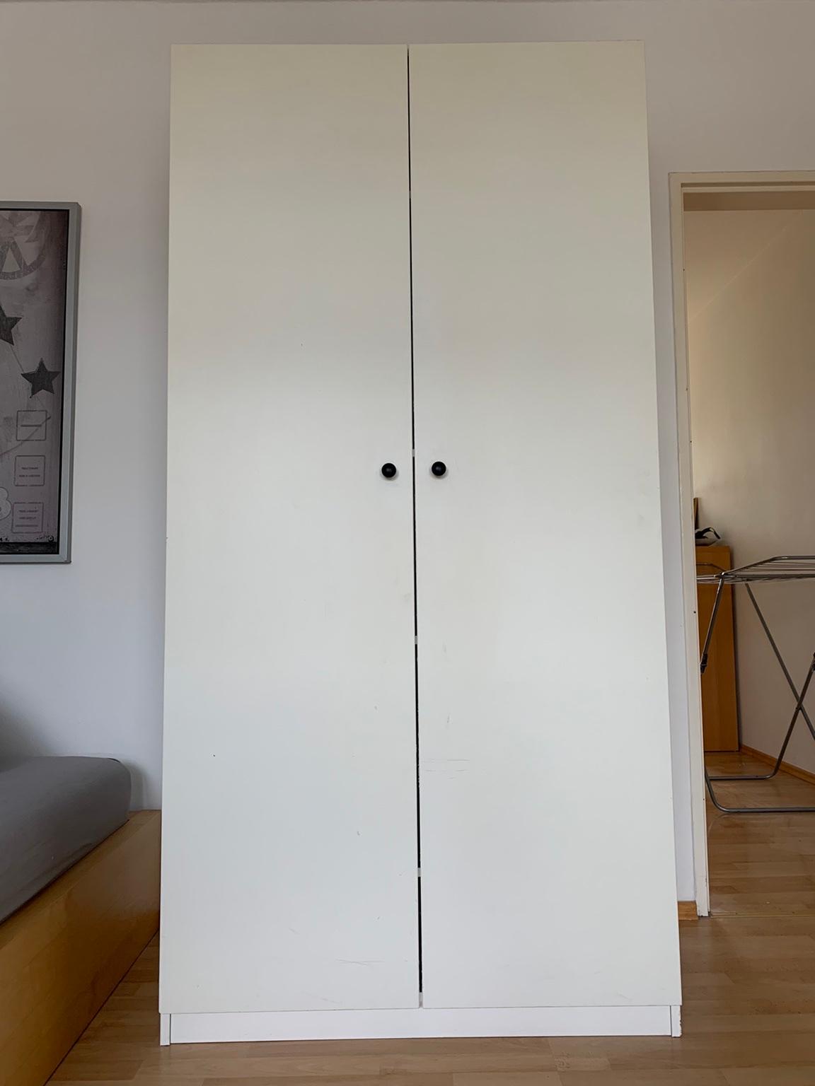 IKEA PAX Kleiderschrank (zu verschenken) in 90409 Nürnberg ...