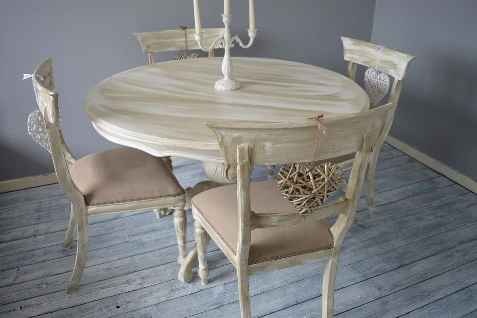 Rustic Round French Dining Table 4 Chairs In M45 Whitefield Fur 250 00 Zum Verkauf Shpock De