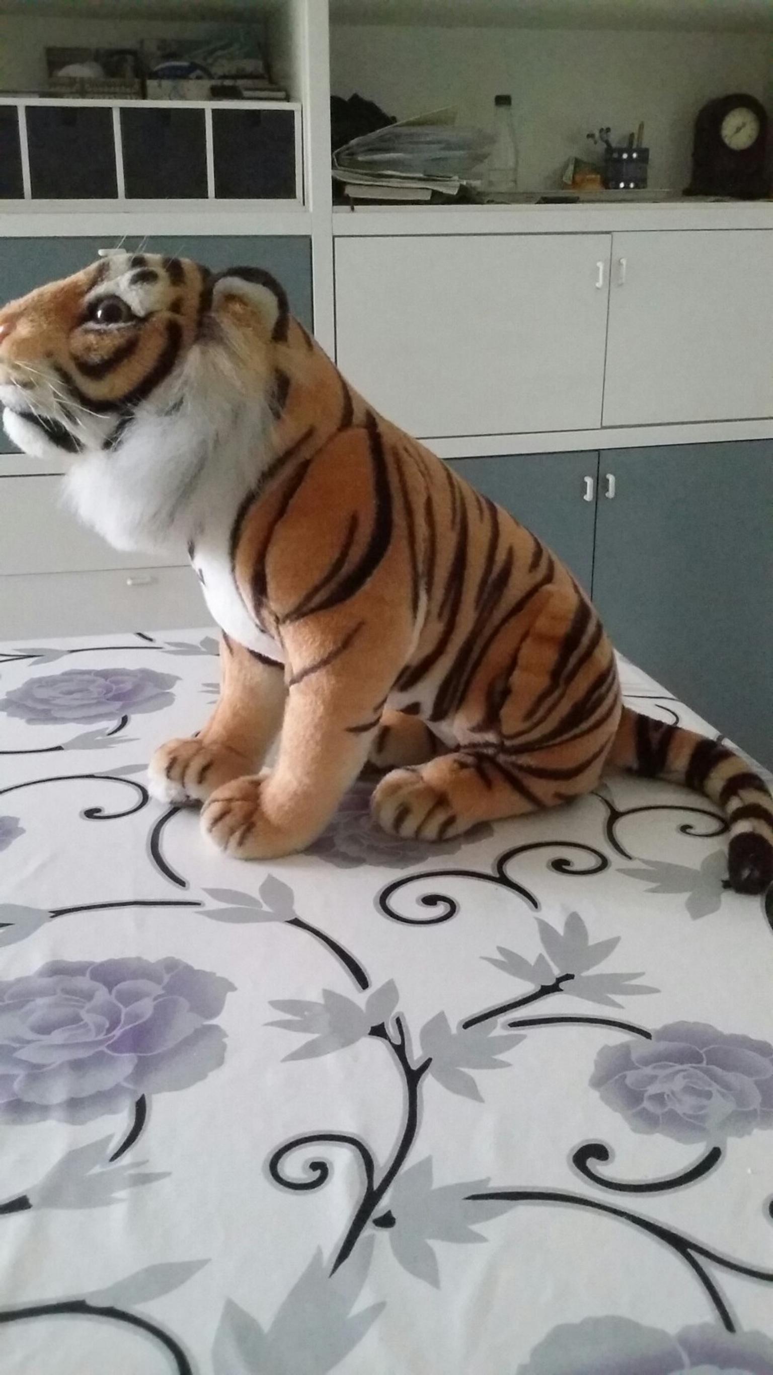 tigre pupazzo