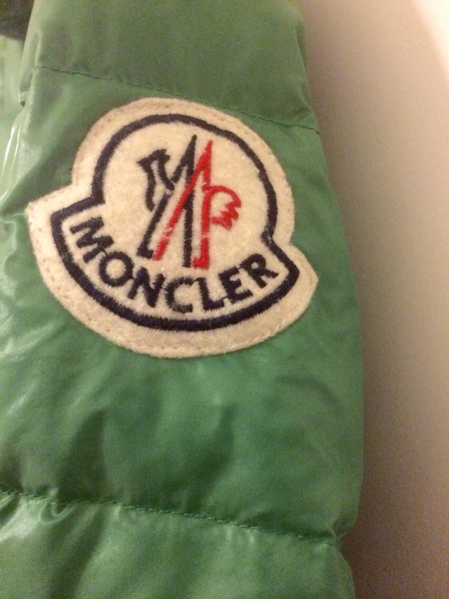 logo moncler originale