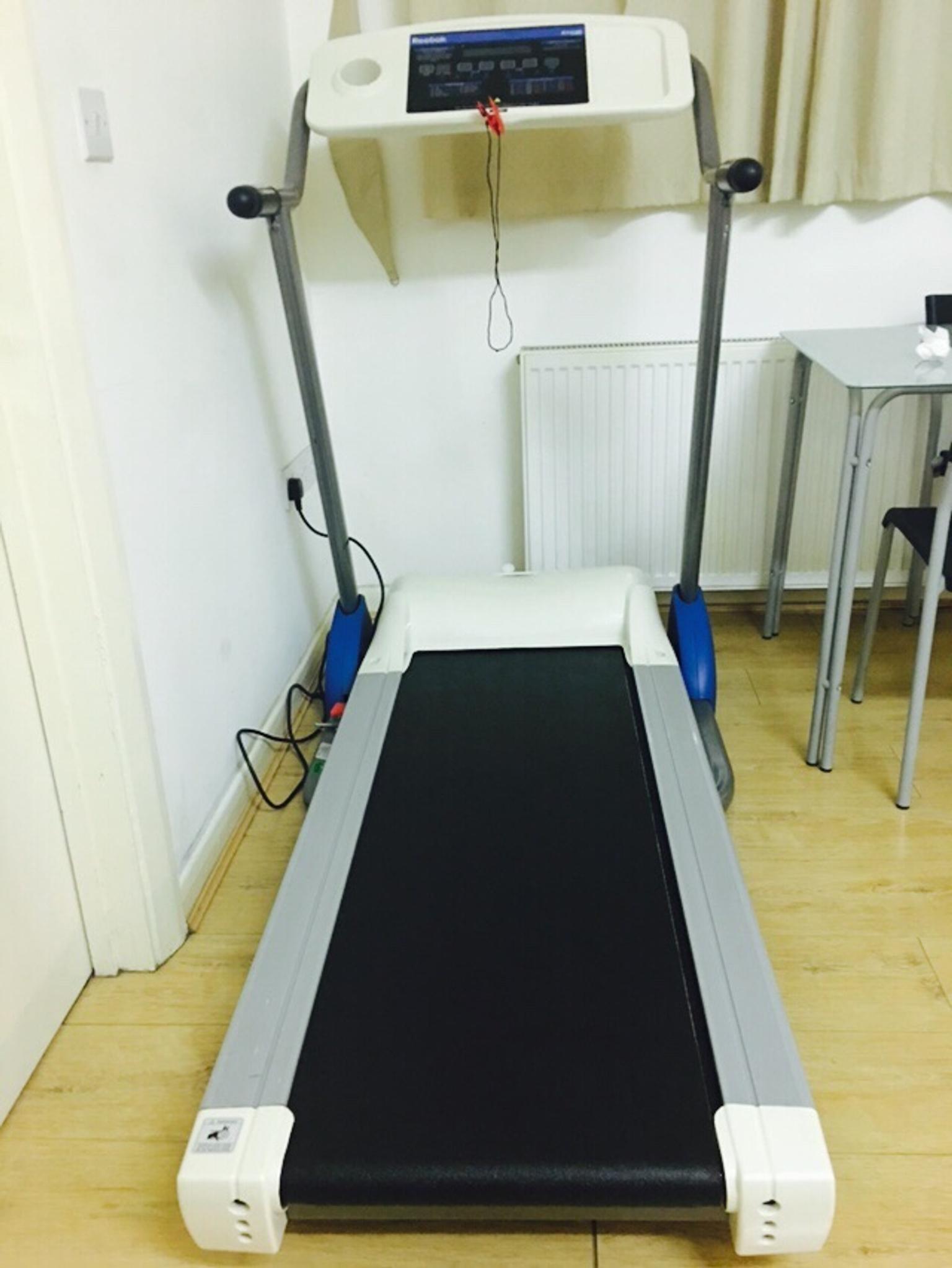 reebok edge treadmill 11301
