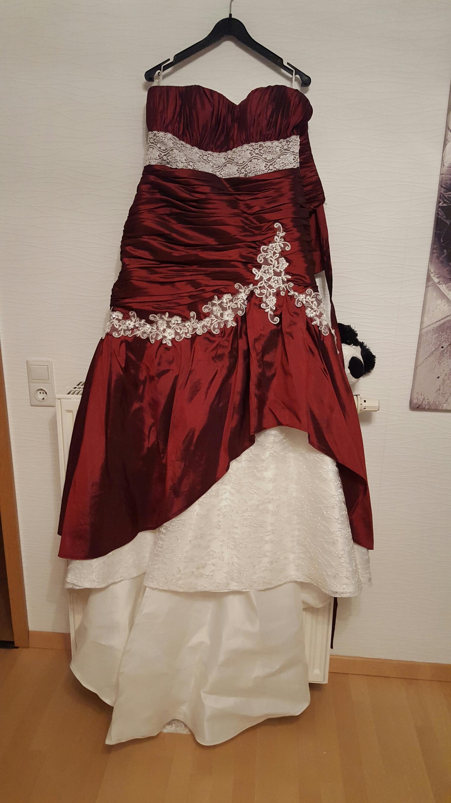 Standesamt Kleid Weiss Rot Gr 48 50 In 57413 Finnentrop For 105 00 For Sale Shpock
