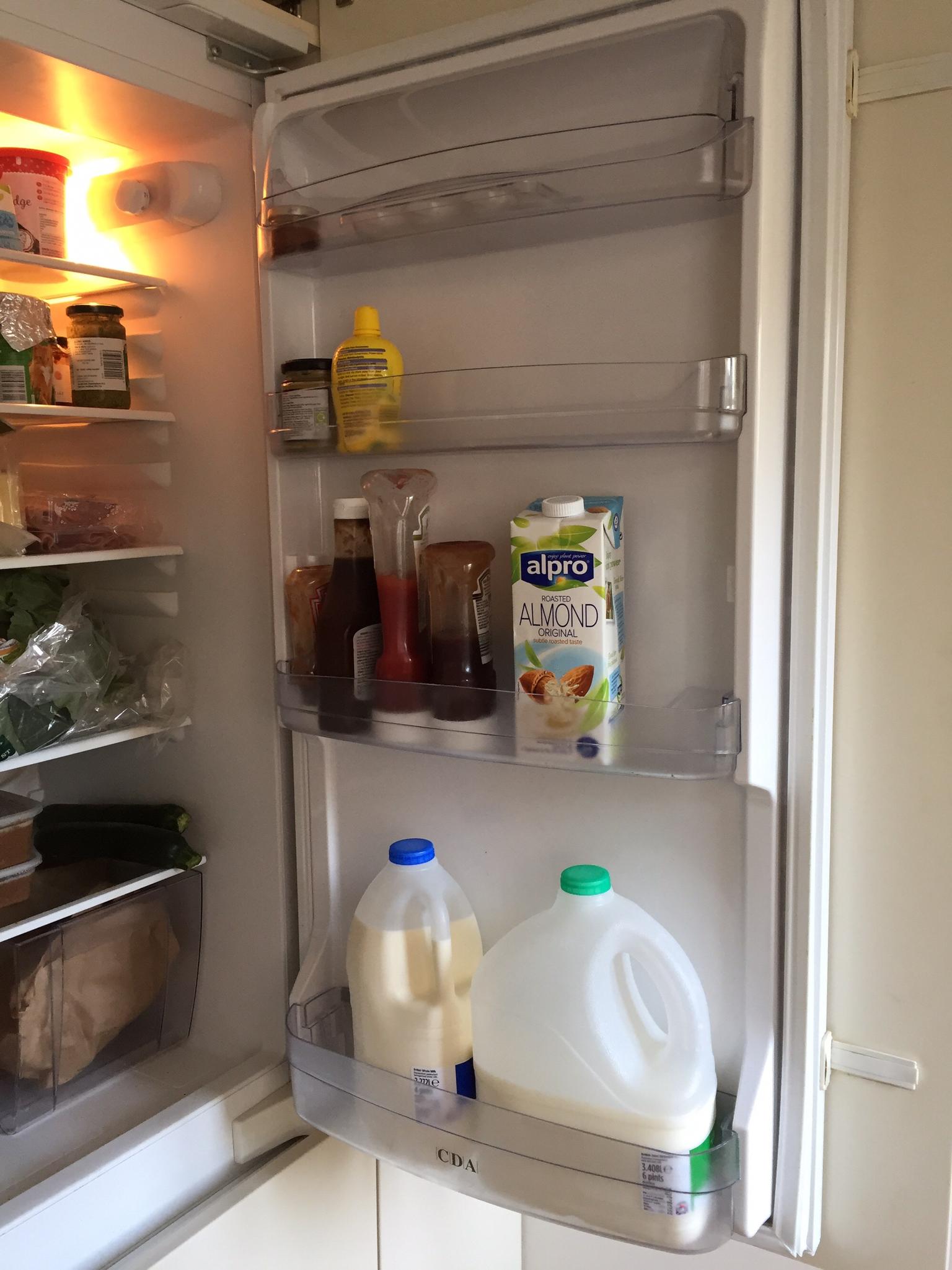 Cda 70 30 Integrated Fridge Freezer In Cv6 Coventry For 5 00 For