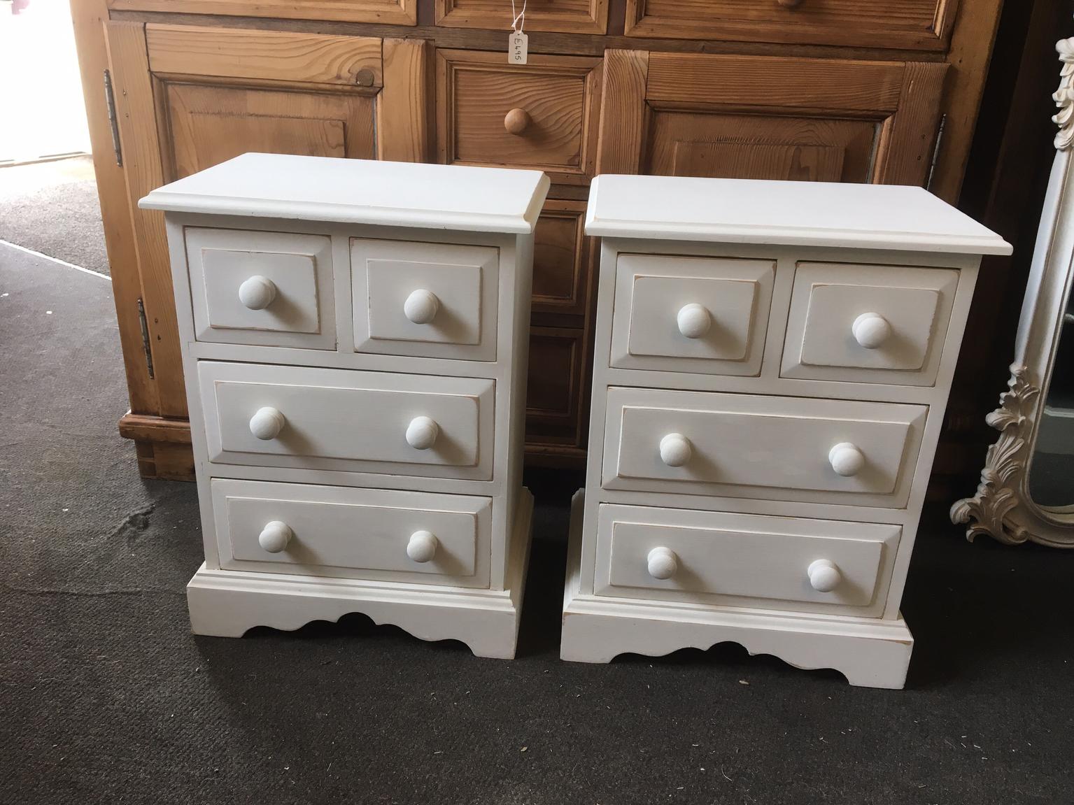 Solid Pine Pair Bedside Cabinets In Rh6 Horley Fur 165 00 Zum