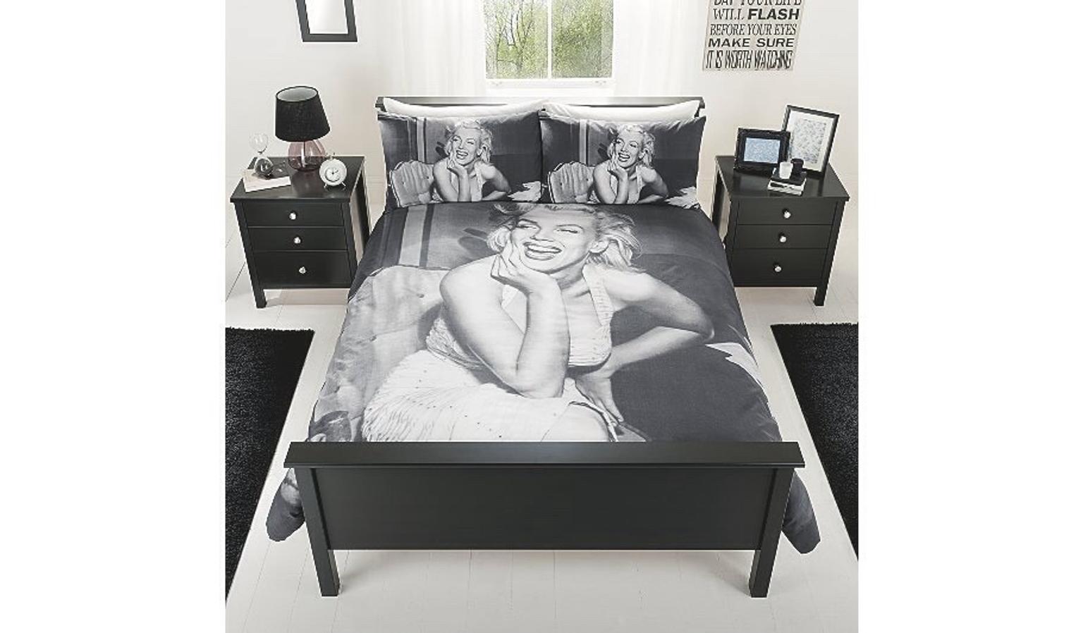 Marilyn Monroe Double Bedding Set In Rm9 Dagenham For 6 00 For
