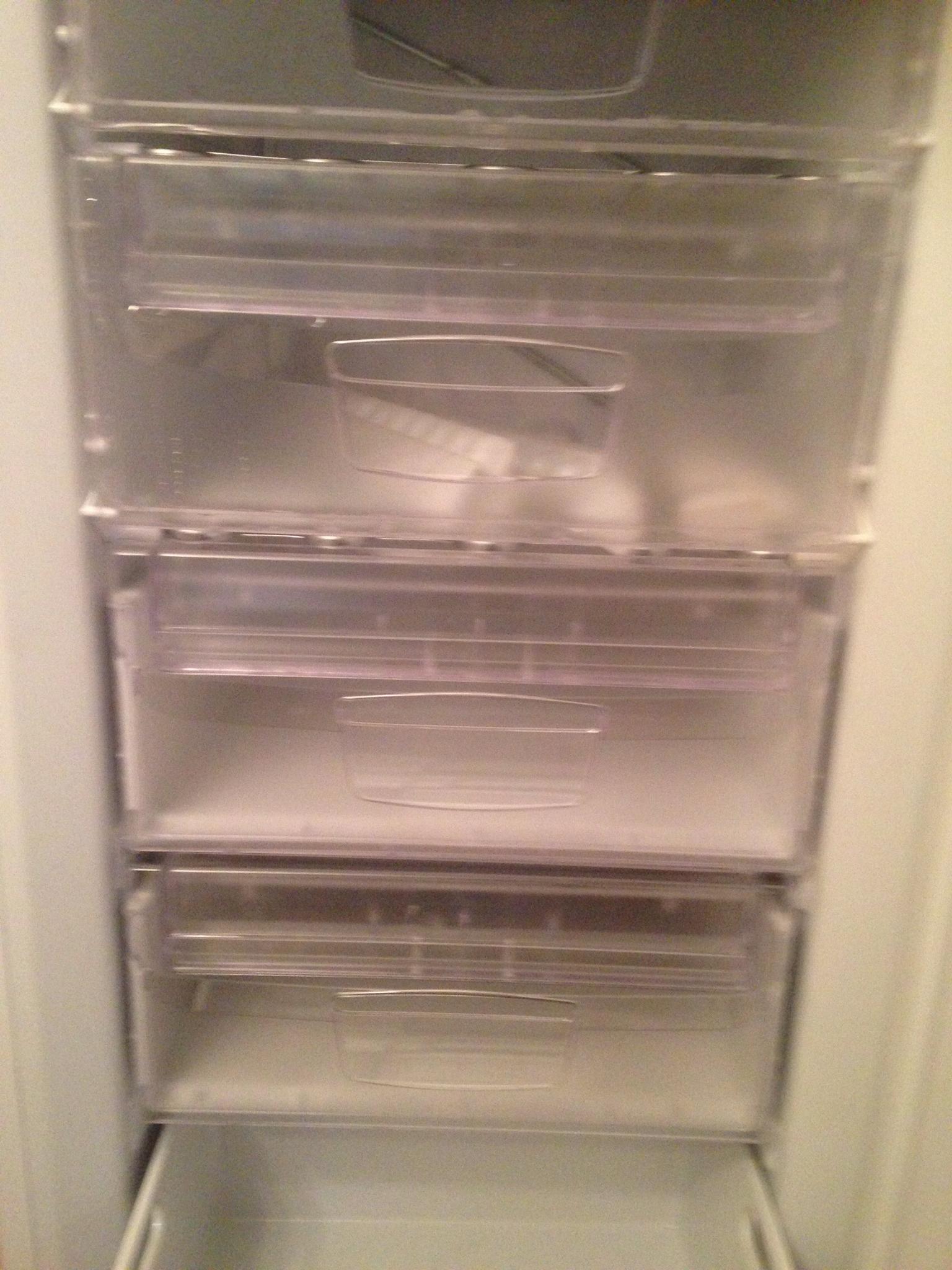 Indesit Uiaa12 Upright Freezer In Ch45 Wallasey Fur 60 00 Zum
