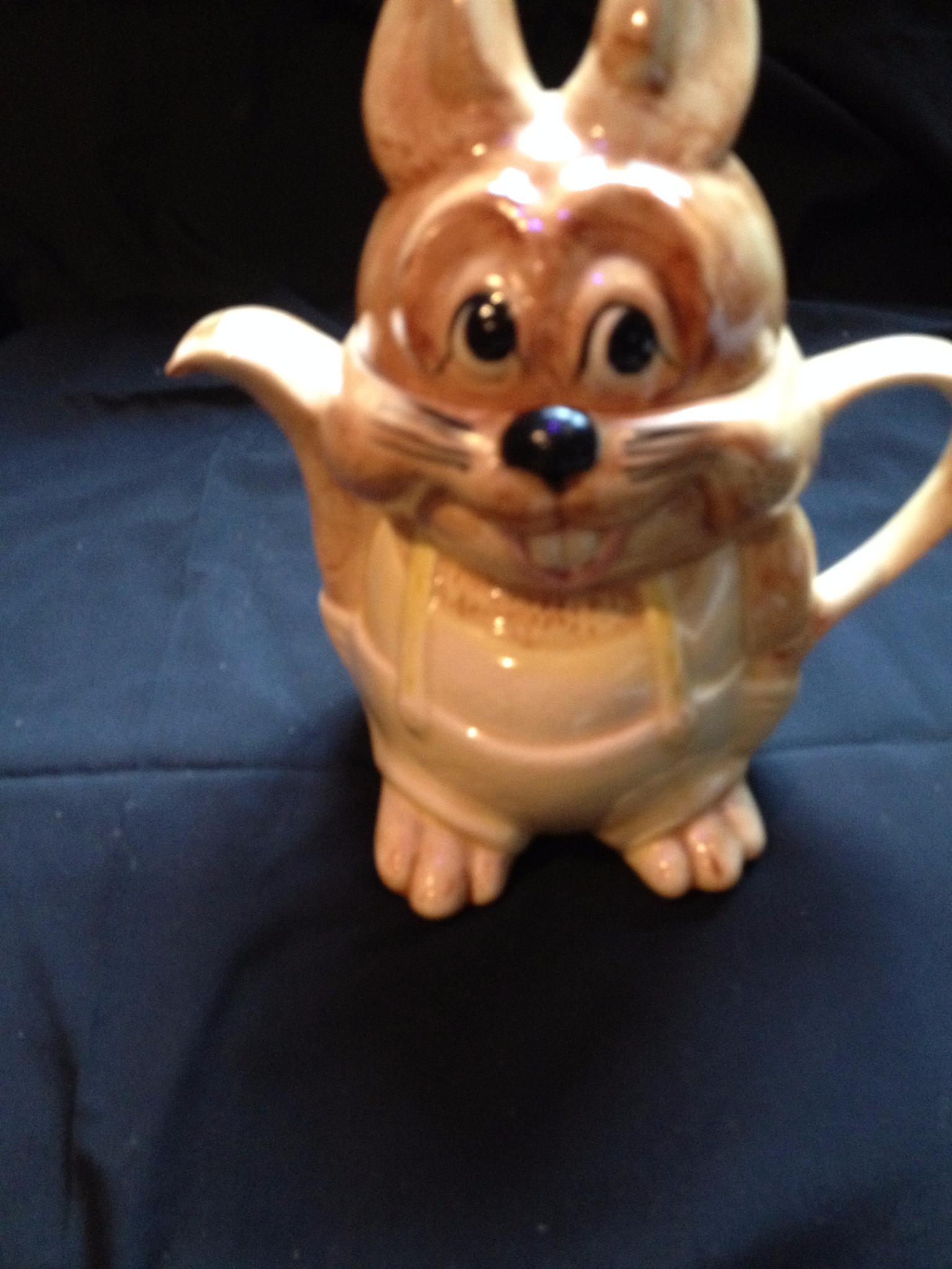 Vintage Bunny Teapot
