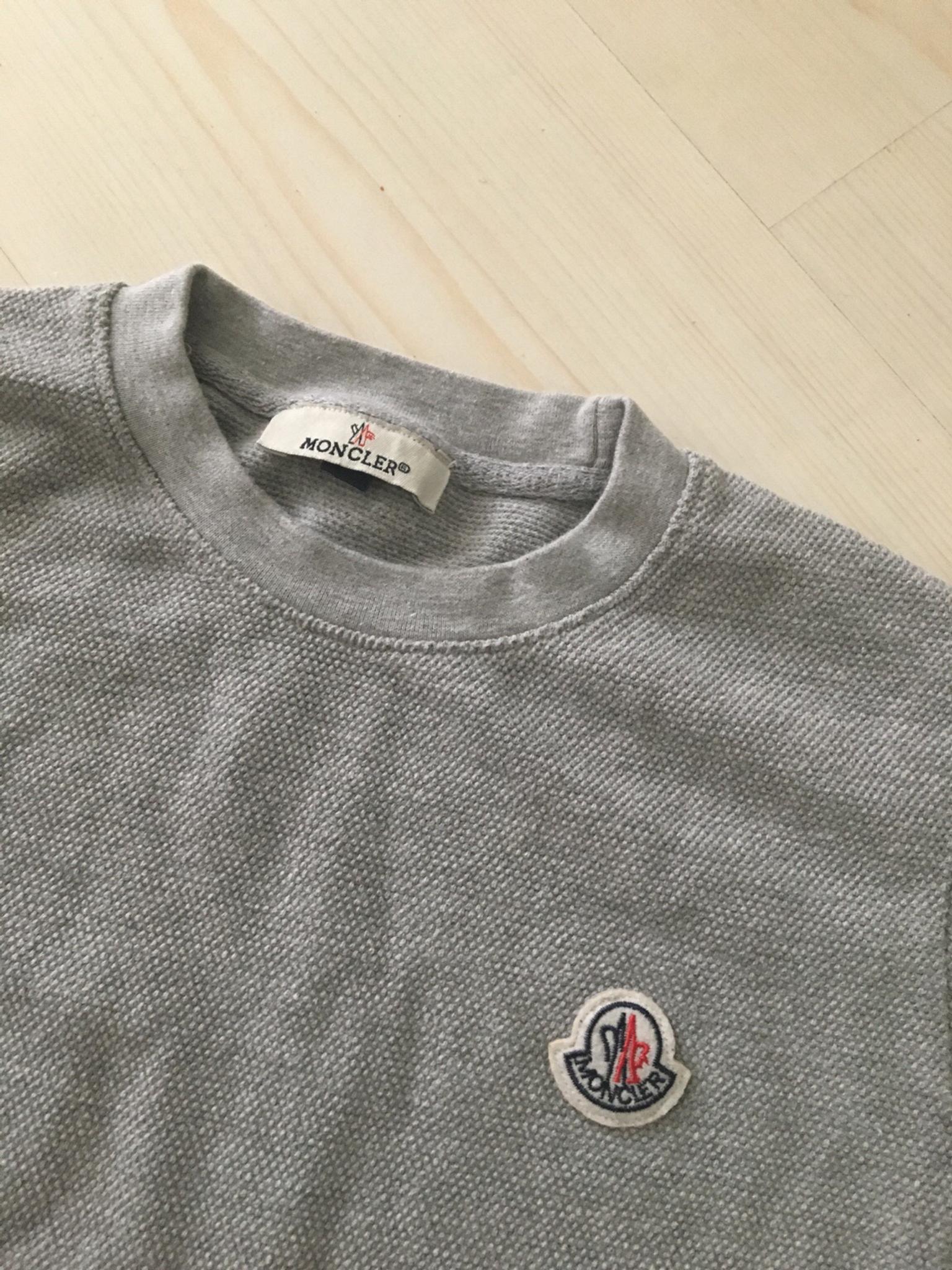 Moncler jumper t Shirt Size Small in 