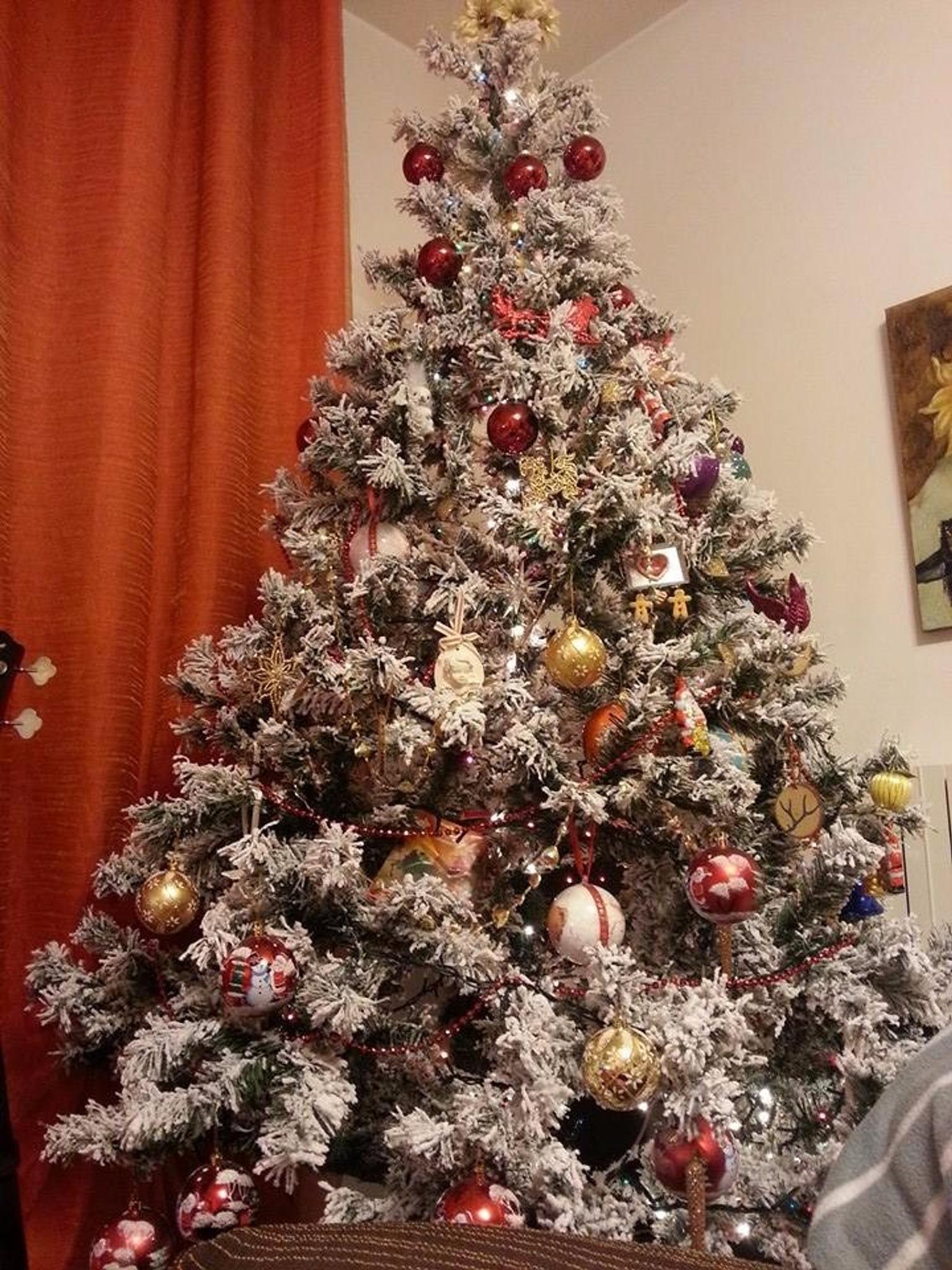 Albero Di Natale Innevato.Albero Di Natale Innevato H 240 Cm In 24044 Dalmine For 150 00 For Sale Shpock