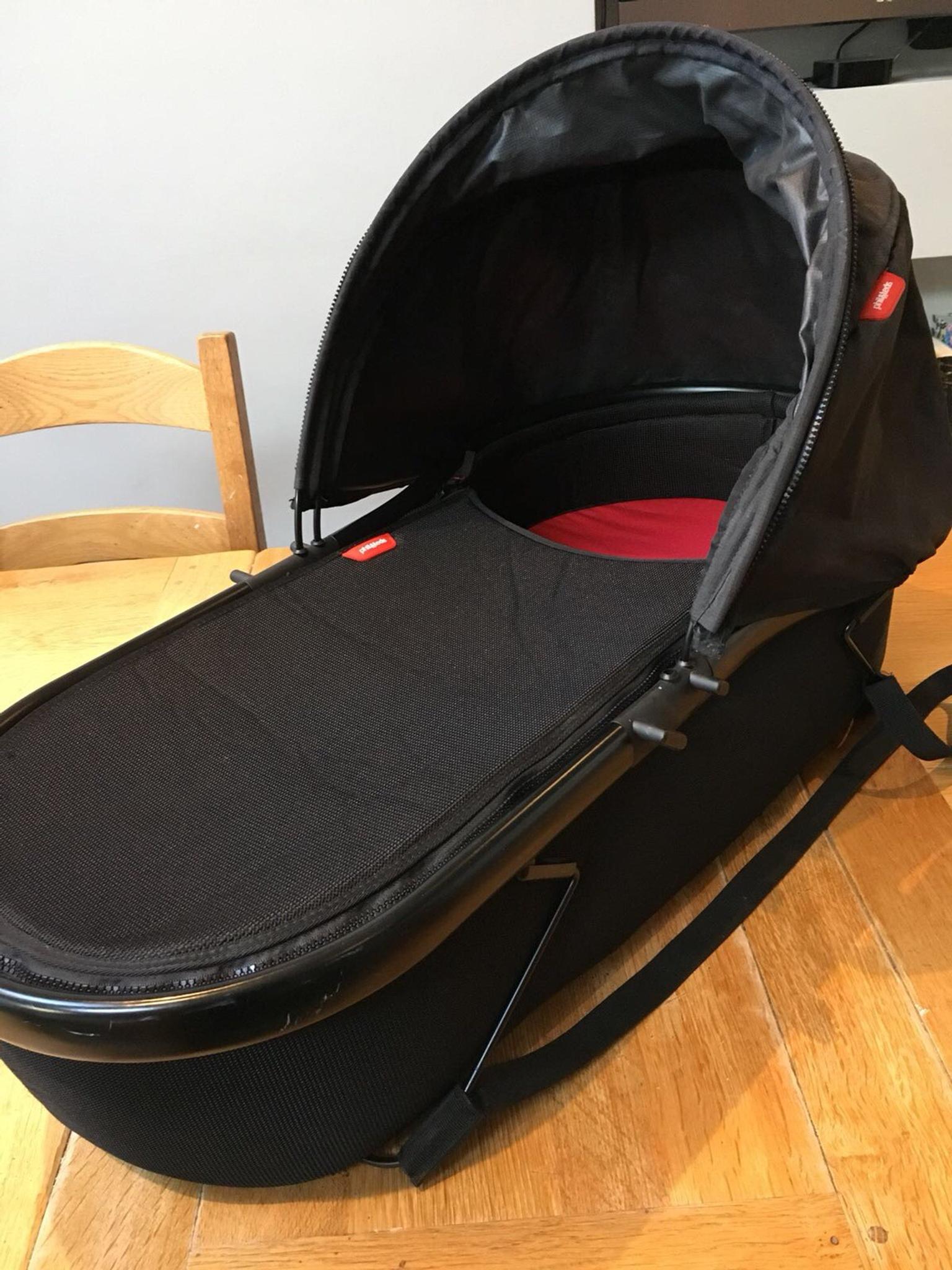 phil and teds peanut carrycot