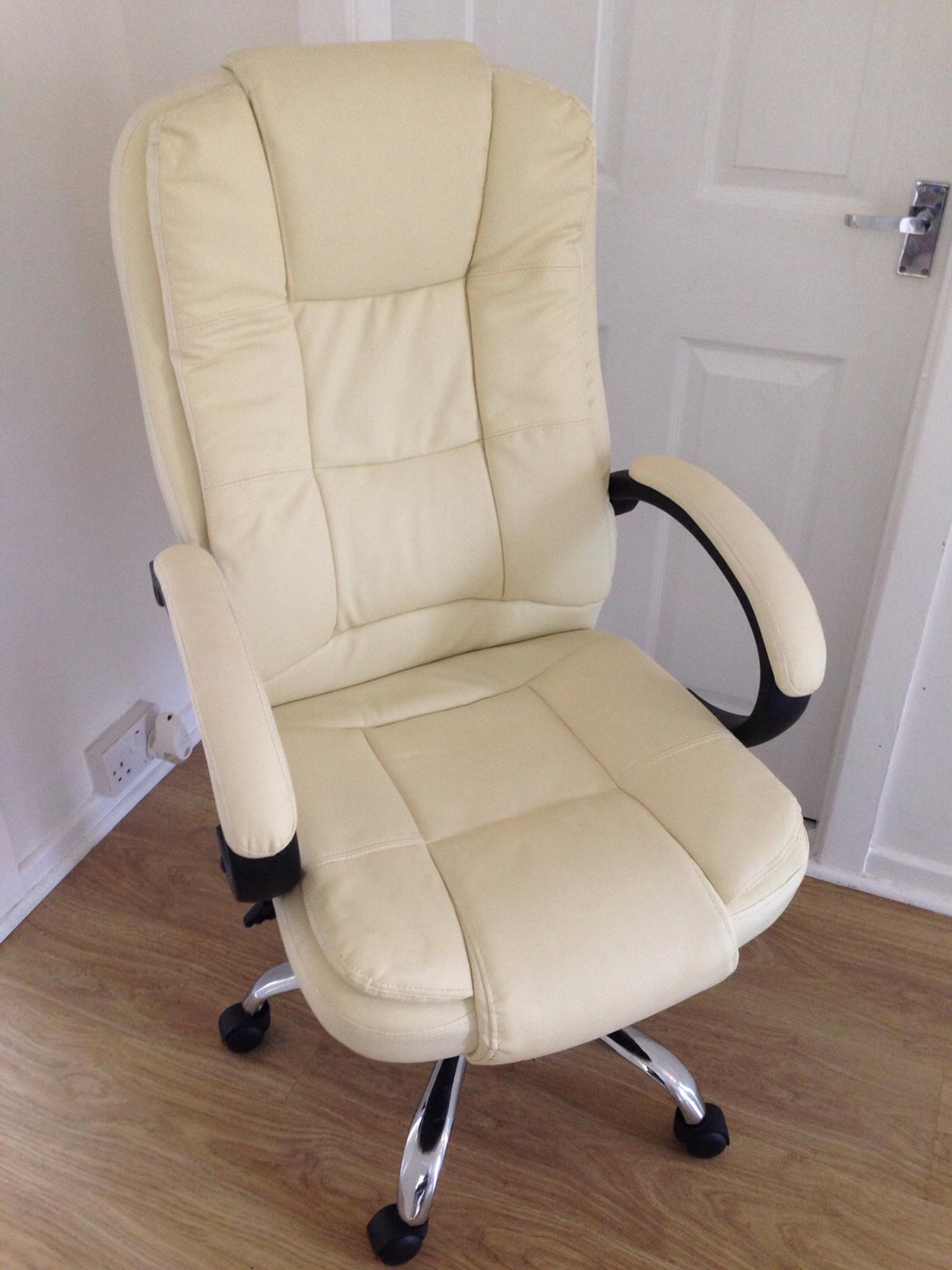 Cream Faux Leather Office Chair In L25, Cream Office Chair Faux Leather
