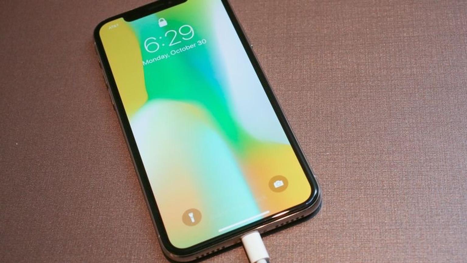 Brand New Iphone X 256gb In E15 Forest For 7 00 For Sale Shpock
