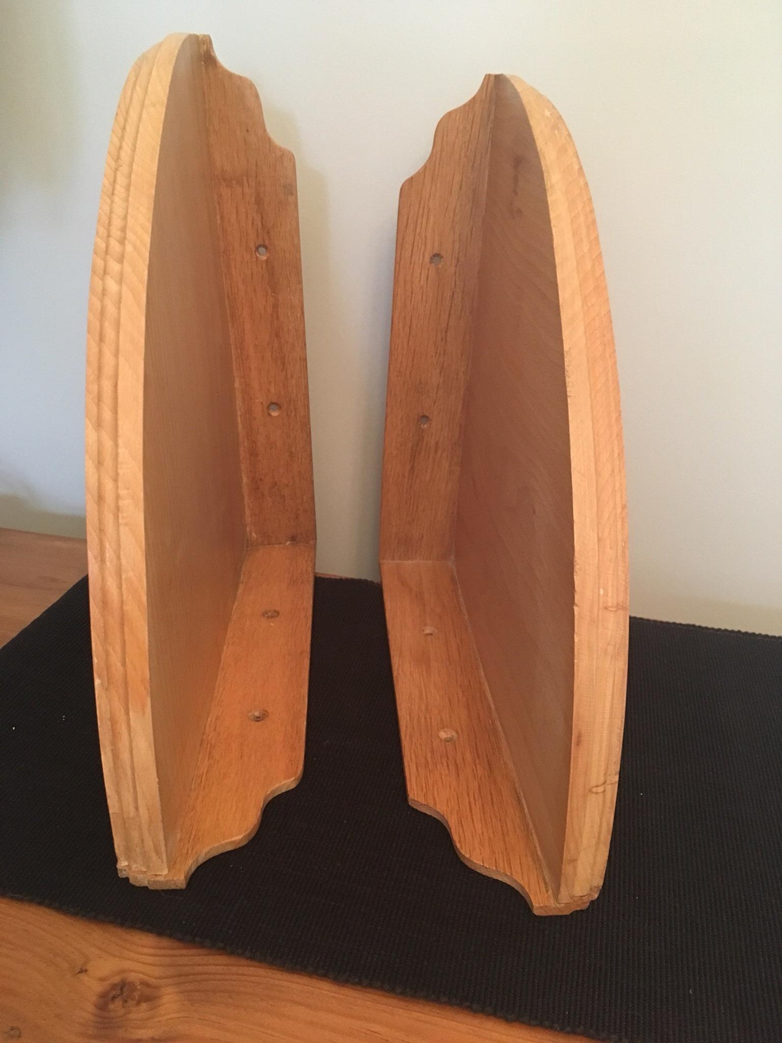 Hand Made Wooden Corner Shelves In N13 Enfield Fur 30 00 Zum