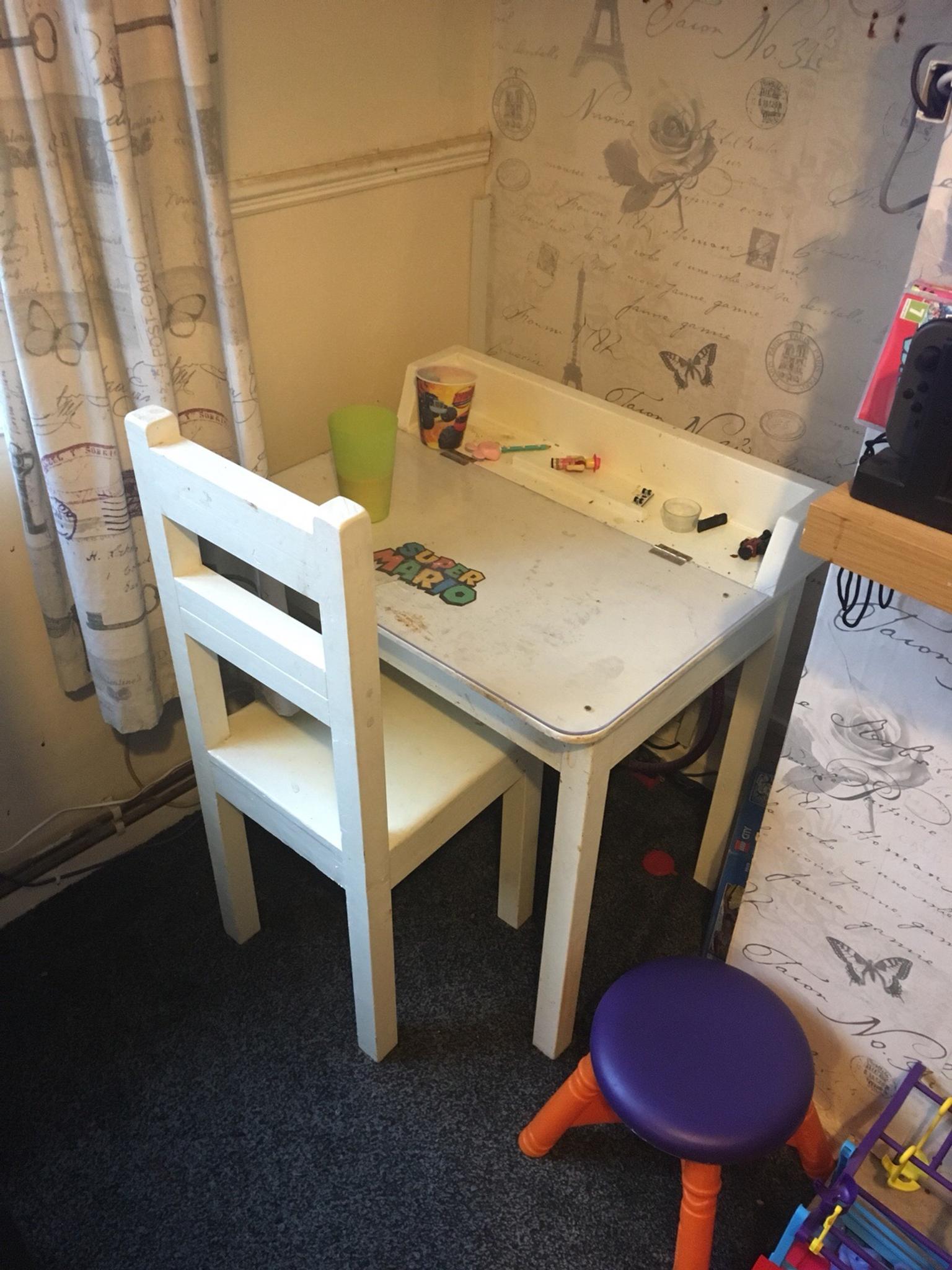 Kids Desk And Chair Free In Cannock Chase For Free For Sale Shpock