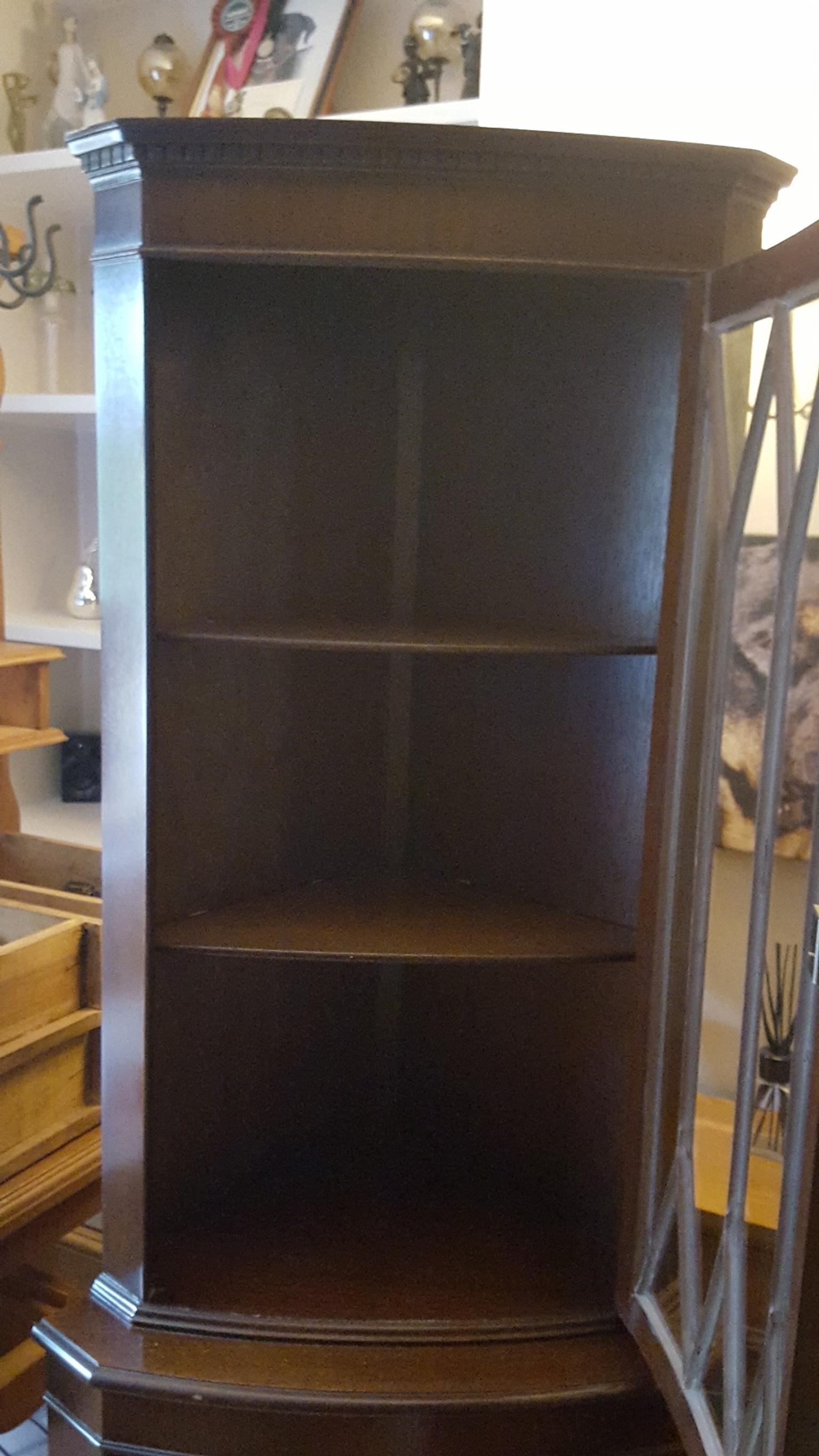 Dark Wood Corner Cabinet In Rg41 Sindlesham Fur 12 00 Zum