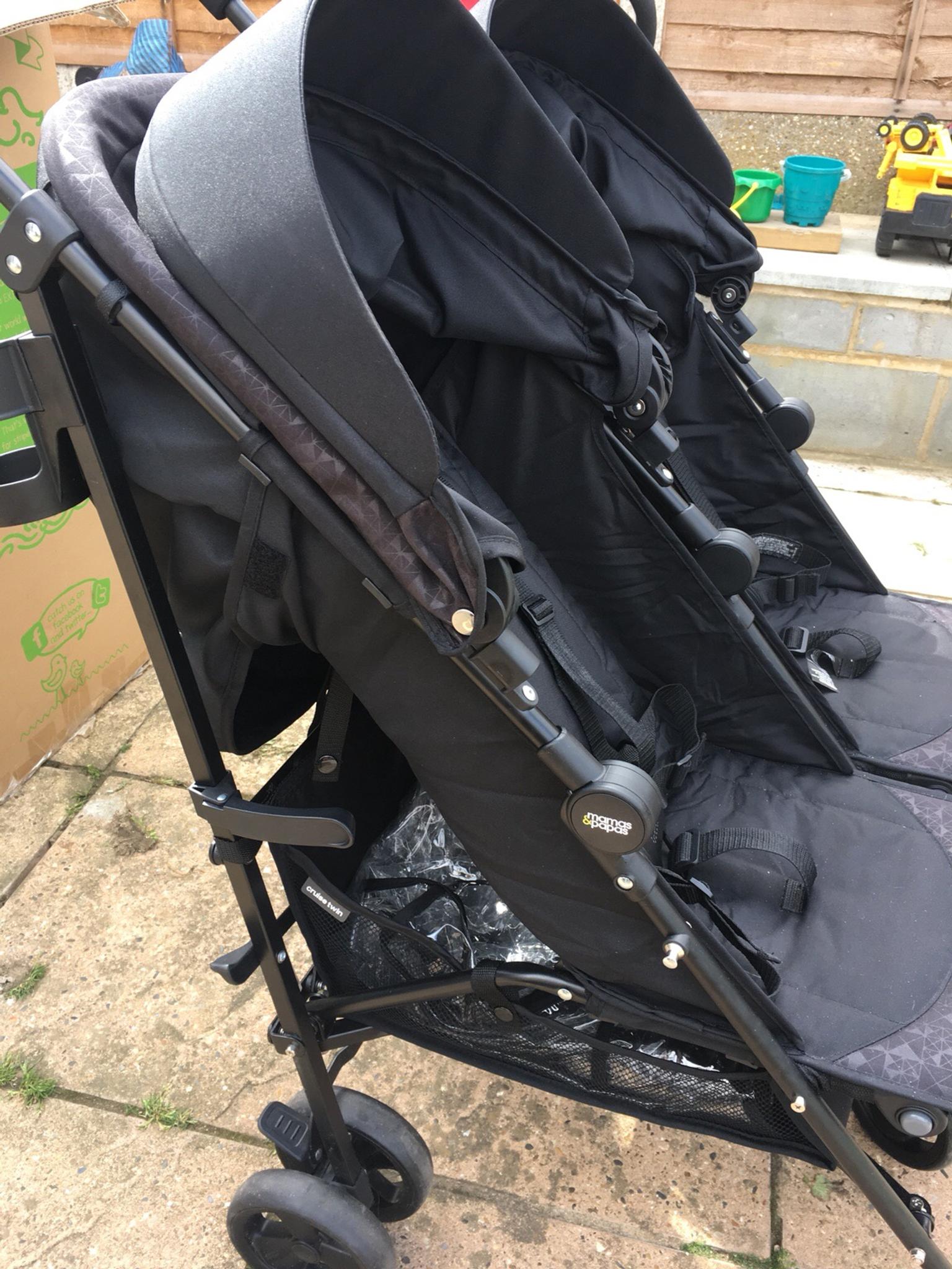 mamas and papas cruise twin stroller