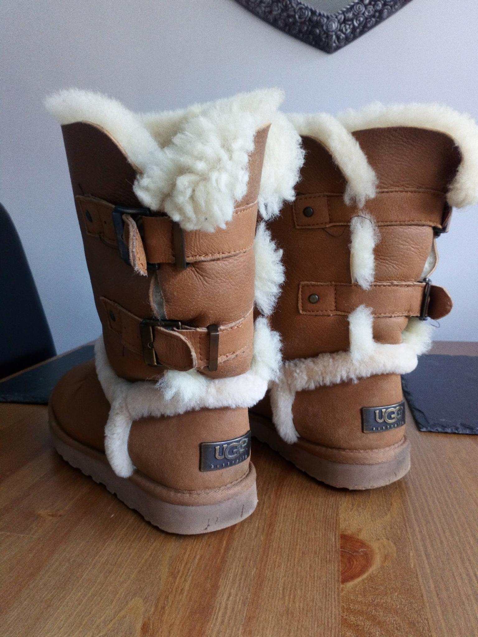 Ugg boots. REAL. Size 28.28 in CH2828 Ellesmere Port für £ 228,28 zum