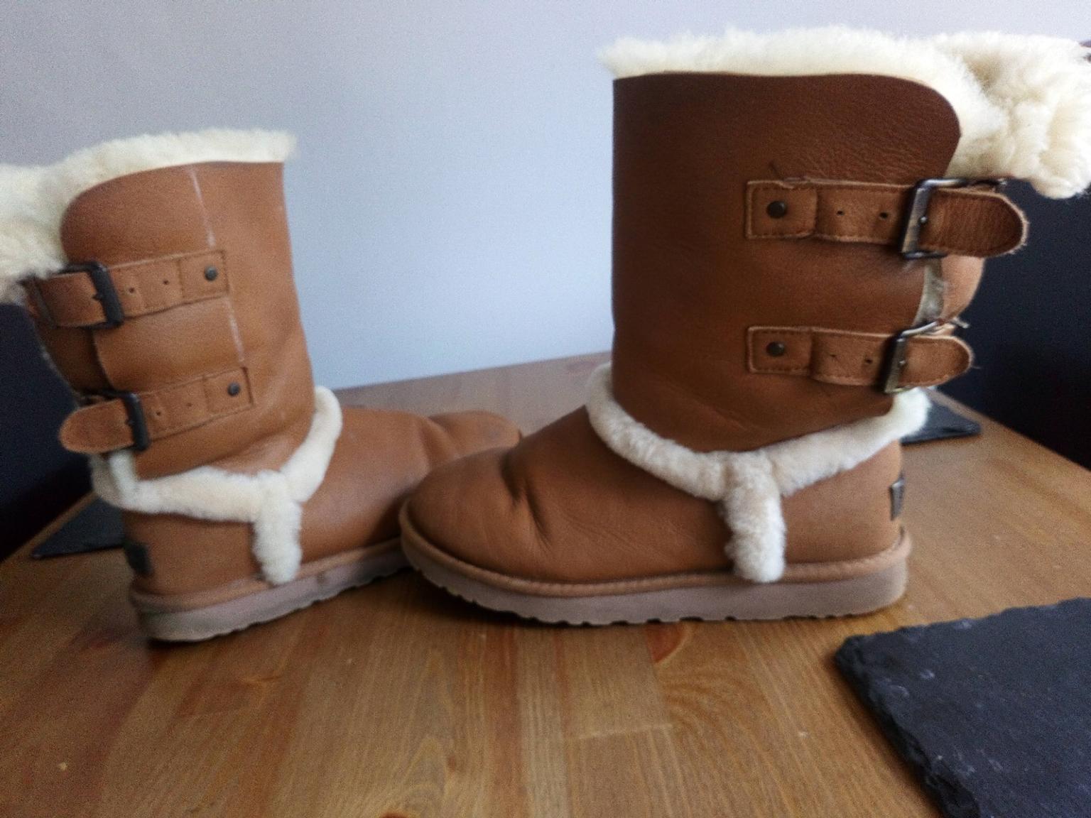 Ugg boots. REAL. Size 28.28 in CH2828 Ellesmere Port für £ 228,28 zum