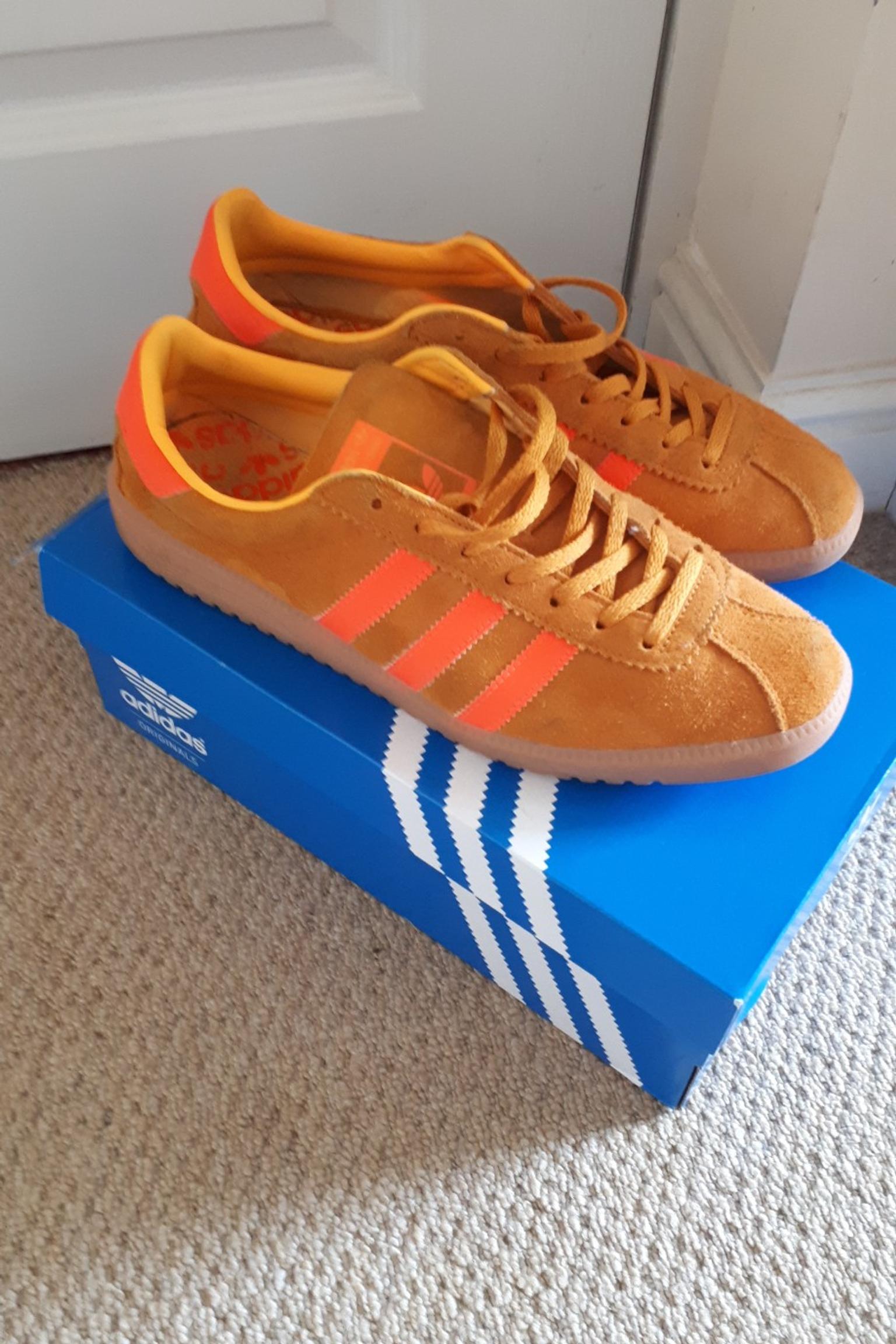 Adidas Bermuda orange gold size 9 in DY8 Dudley for £20.00 for sale | Shpock