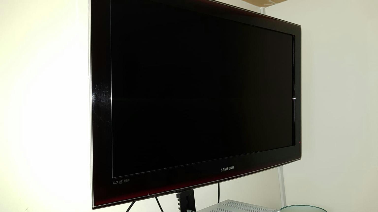 Samsung Tv In Wf16 Kirklees Fur 70 00 Zum Verkauf Shpock At