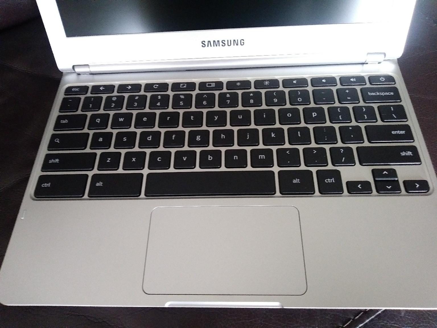 Samsung Chromebook XE24C24 24.24 inch Laptop in TN24 Rother für