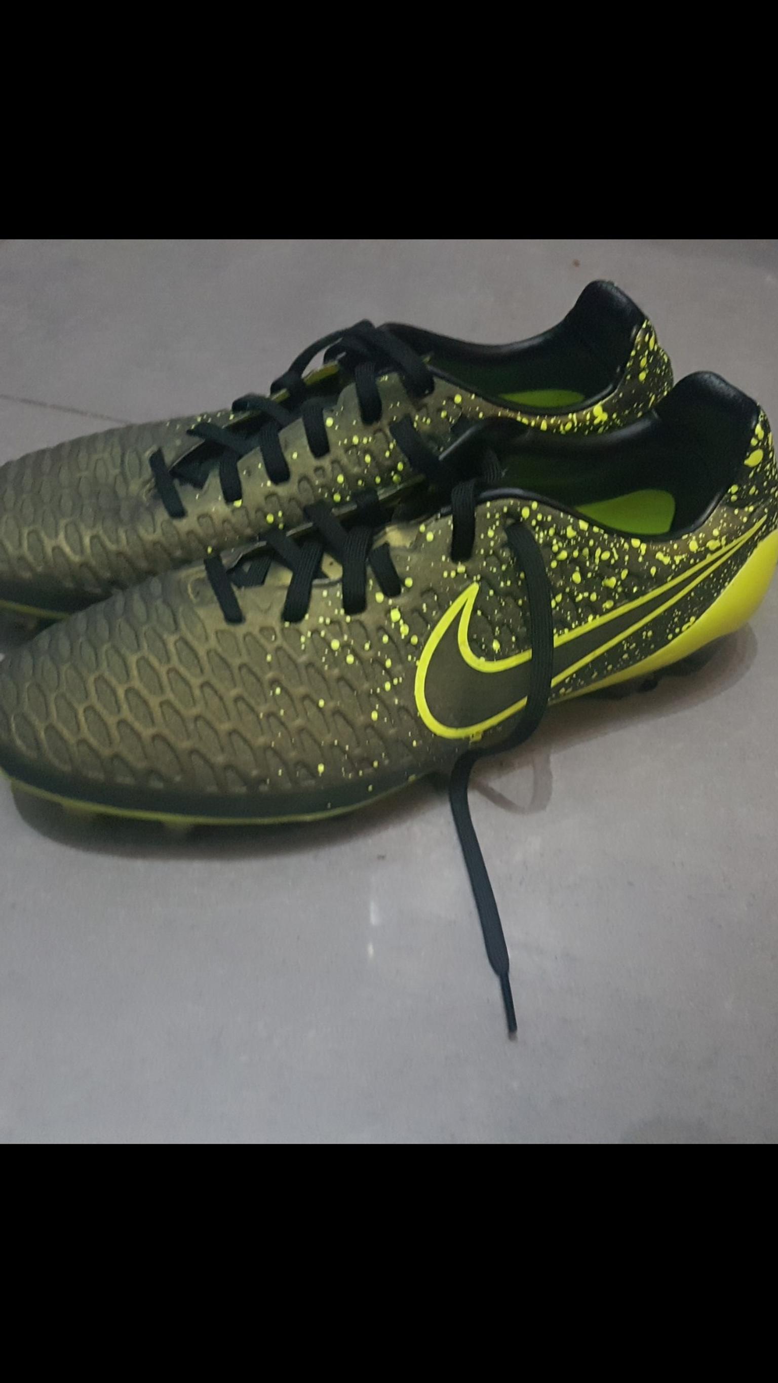Nike Magista Obra II 2 FG Soccer Cleats Laser Orange Black