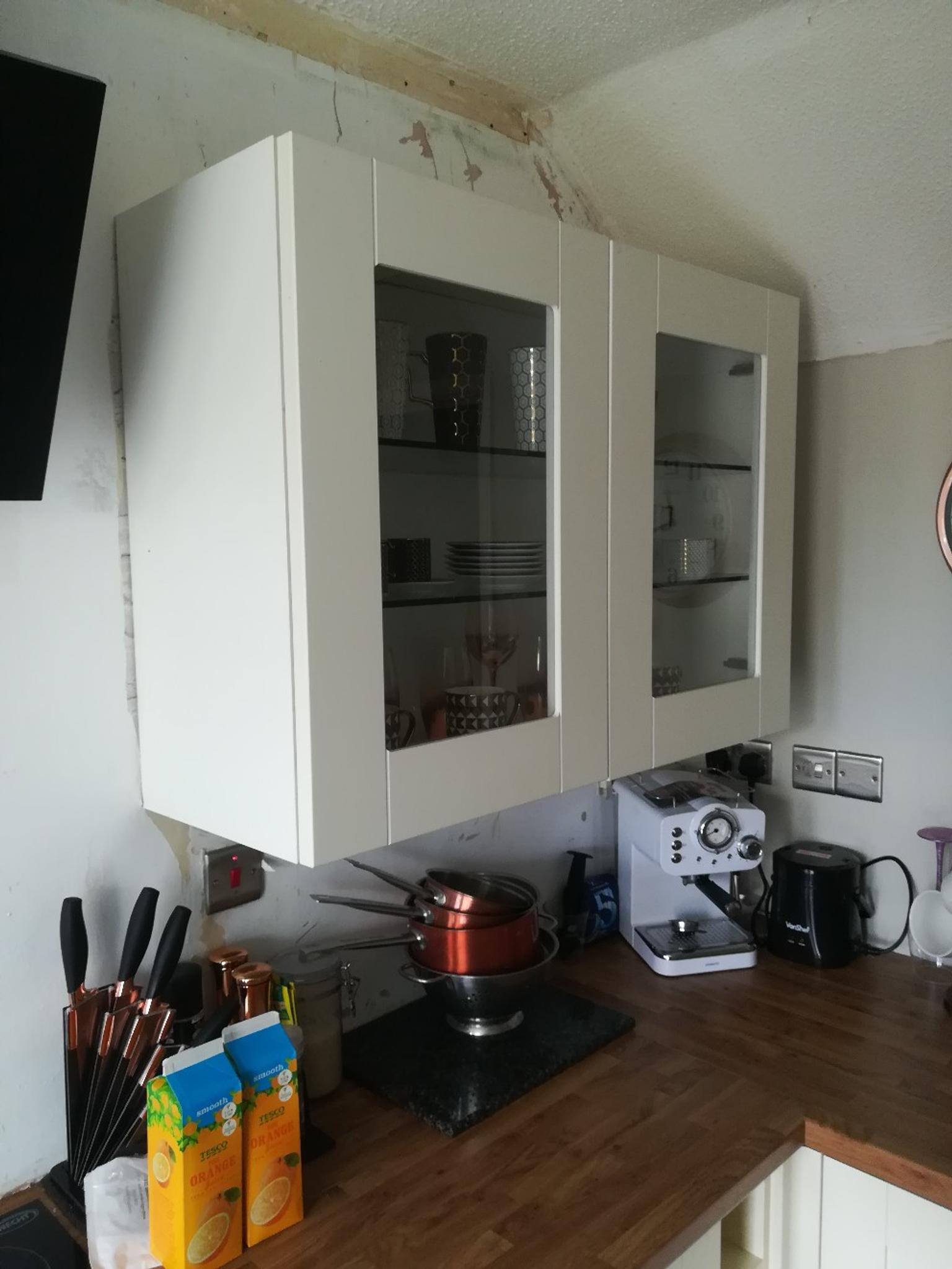 Cream Cottage Shaker Kitchen Cabinets In Mk44 Huntingdonshire For
