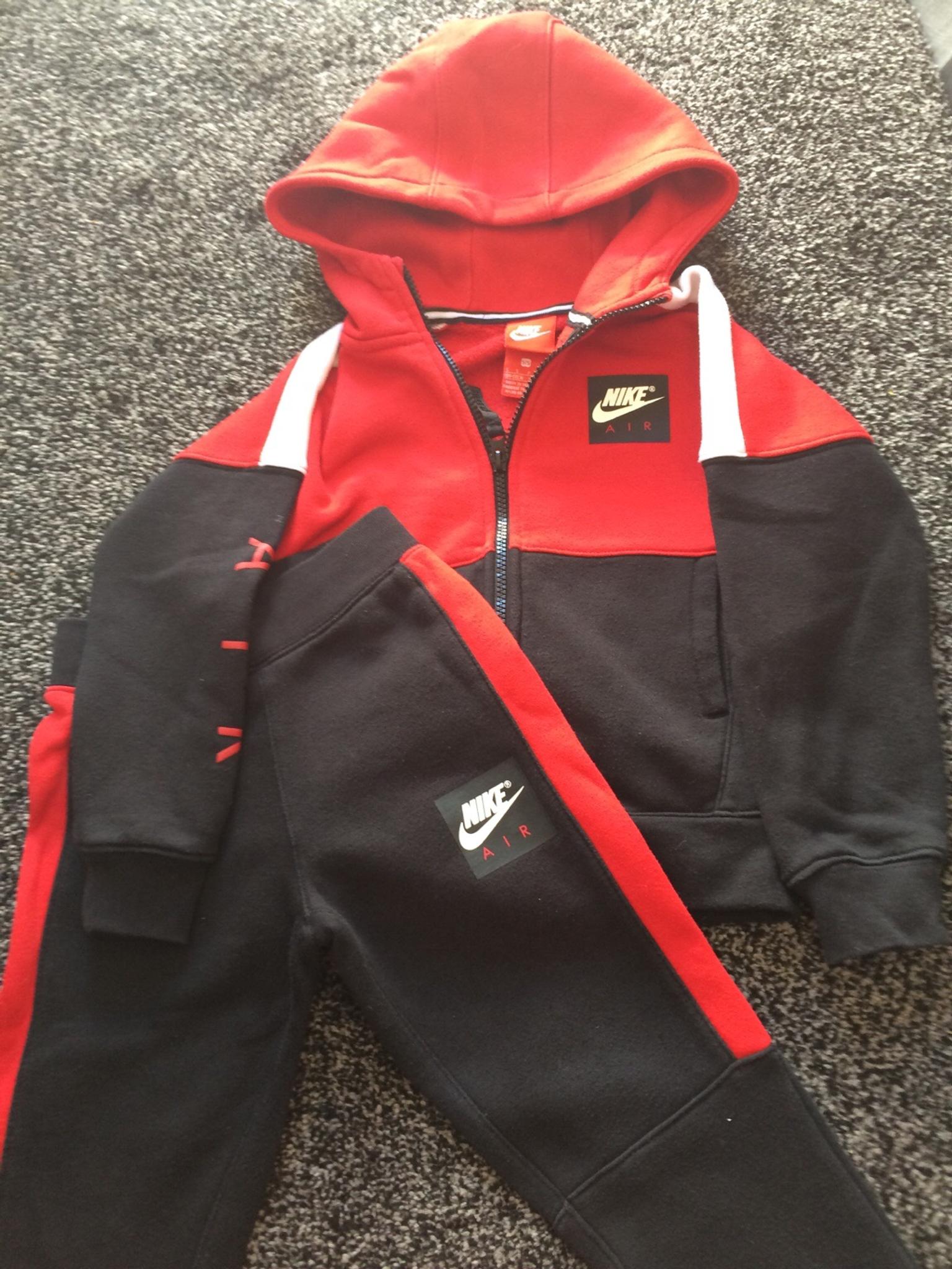 red nike air max tracksuit