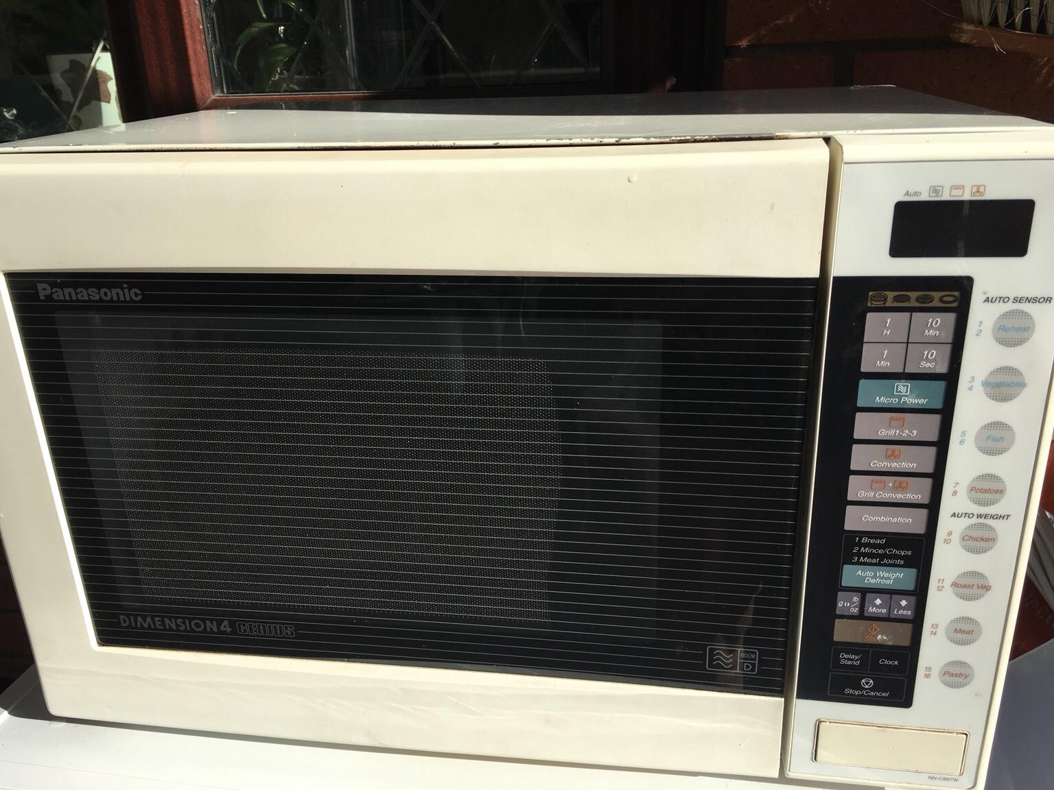 Panasonic Dimension 4 Genius Microwave in B97 Redditch for £20.00 for