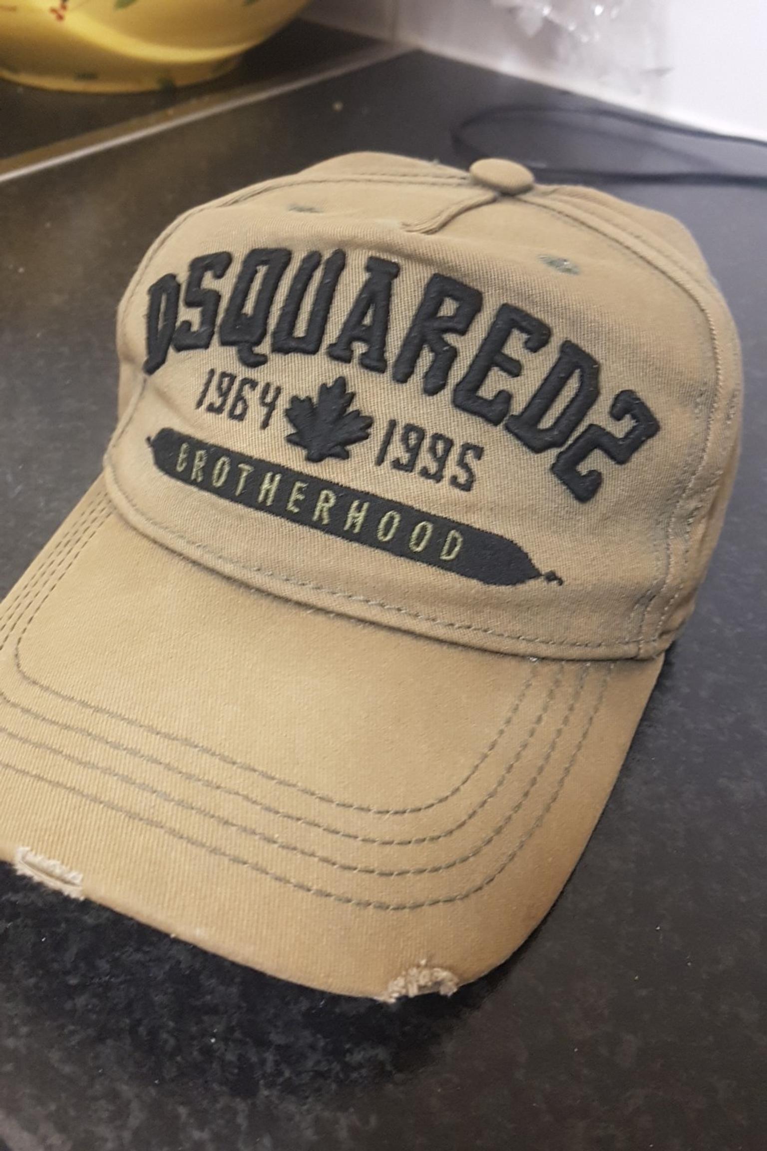 dsquared2 hat sale