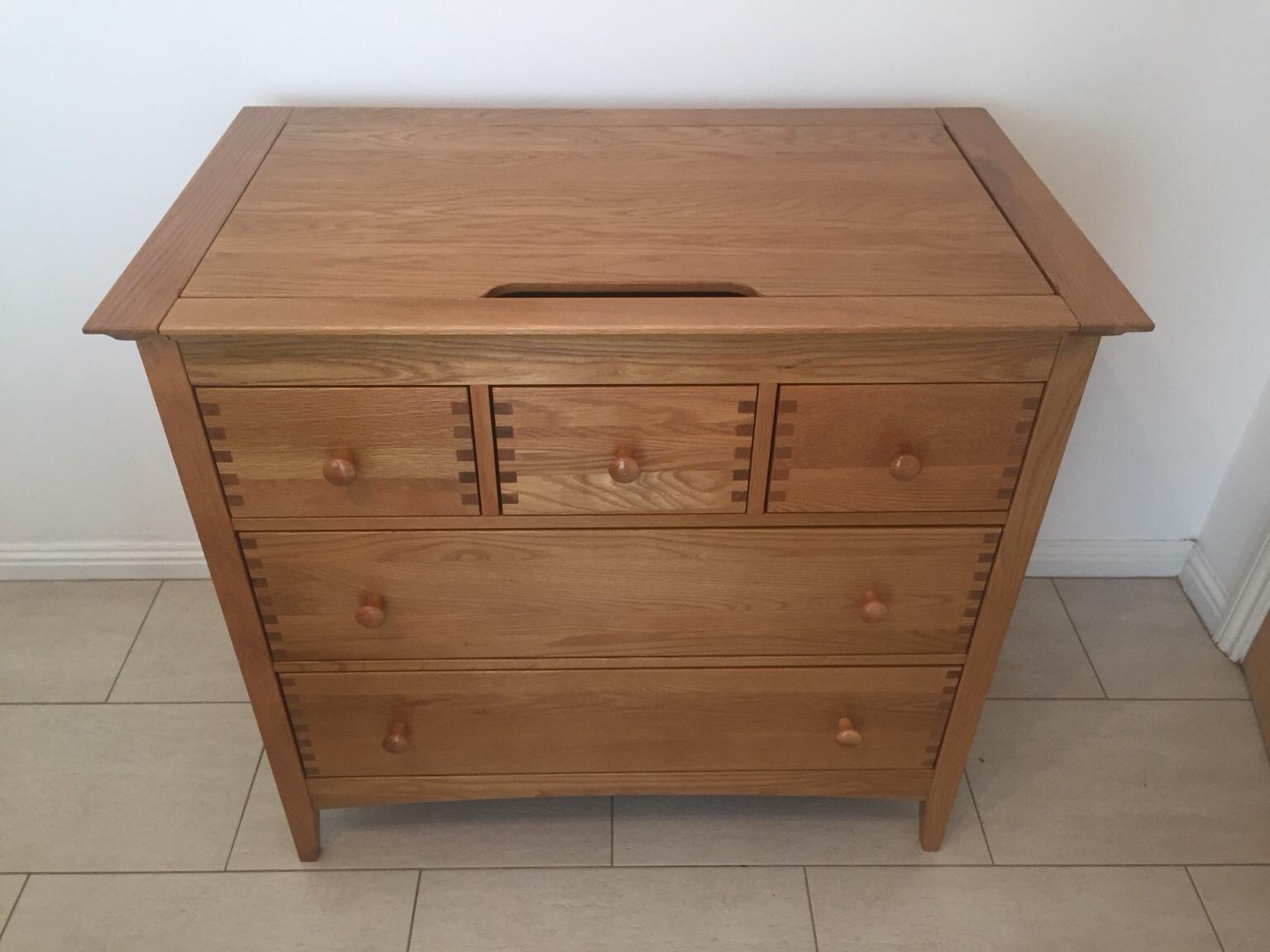 Mamas And Papas Oak Dresser With Changer In Mk4 End Fur 80 00