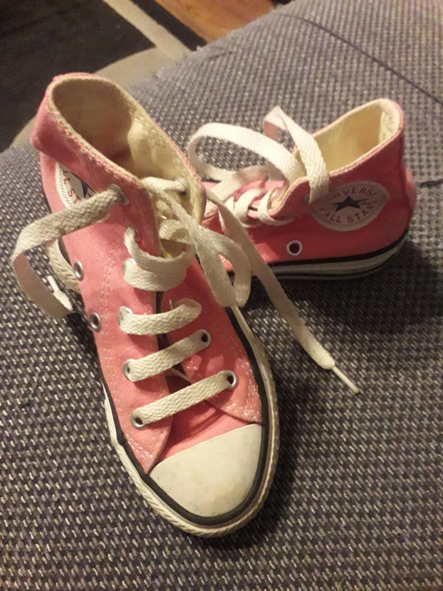 size 2 converse high tops