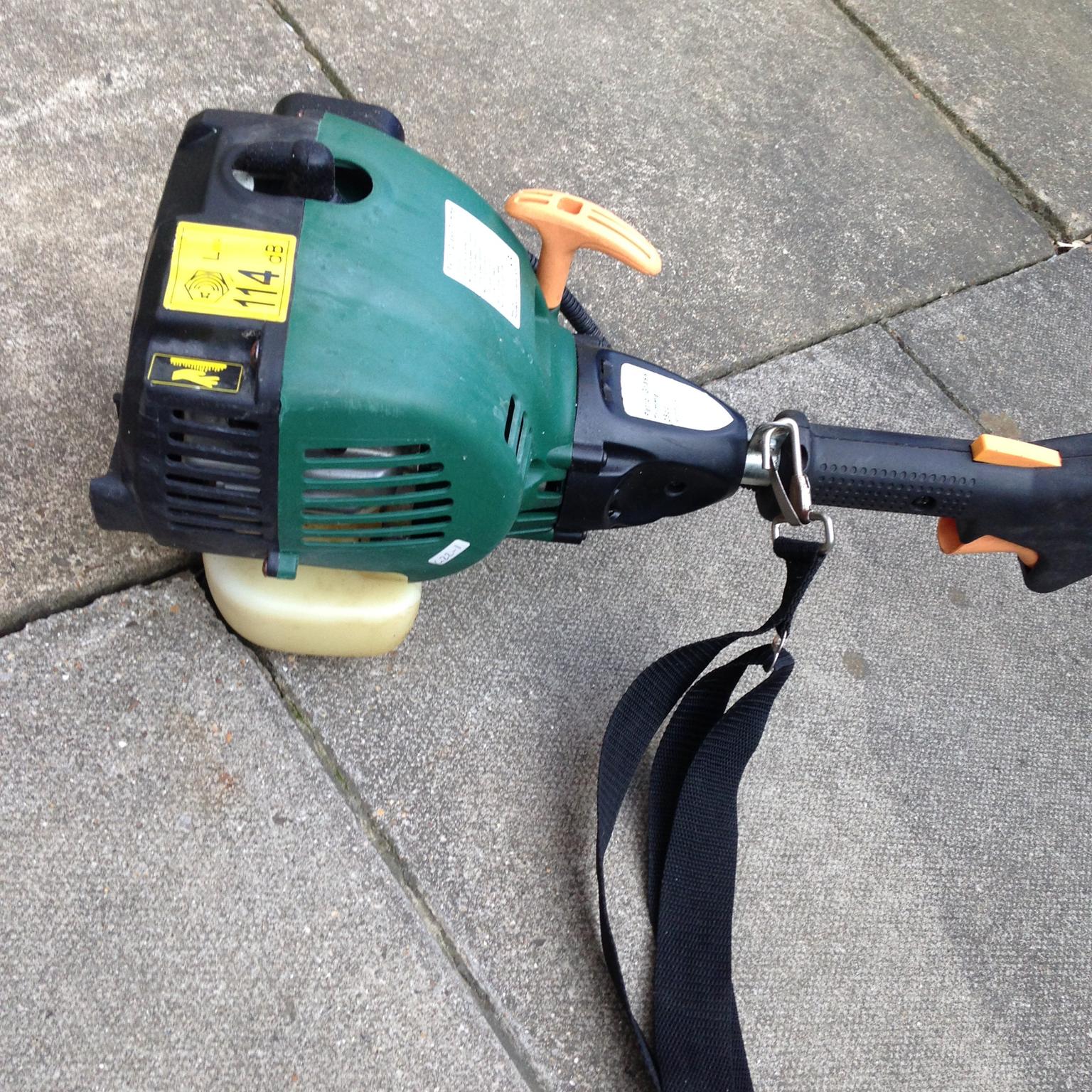 petrol strimmers for sale b&q